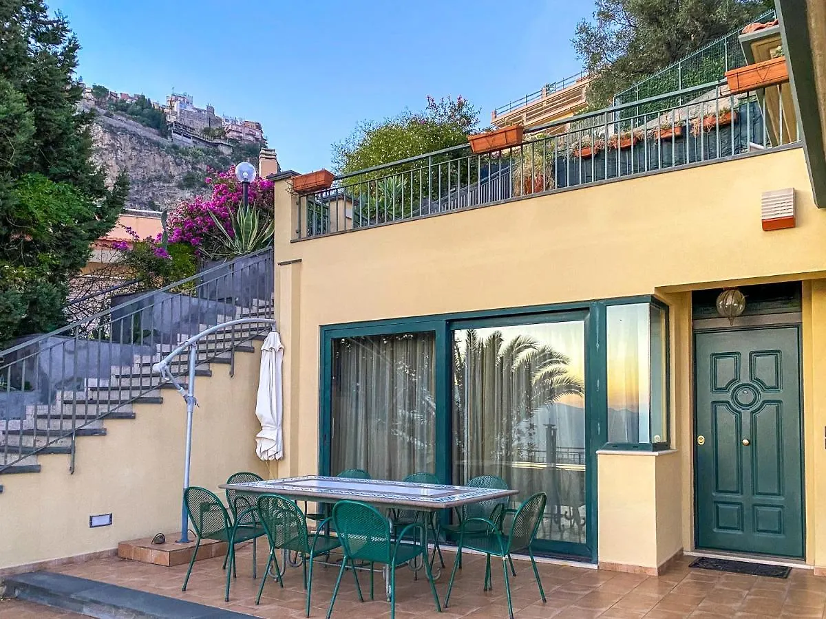 Taormina Design Apartment Włochy